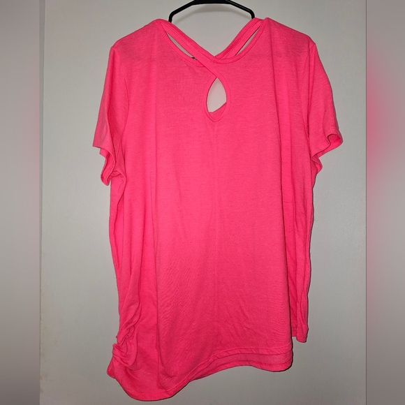 Danskin Now Women's Plus Size Tshirt - Picture 4 of 4